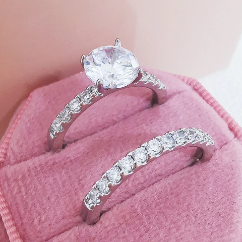 Luxus Kupfer Zirkonia Paar Ring Und Band Set Voll Diamant Romantisch Gedreht Ring Für Damen Hochzeit Verlobung Schmuck