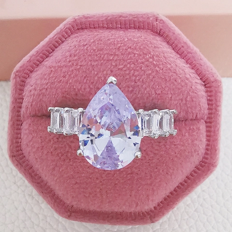 Luxury Water Drop Pear Cut Cubic Zirconia Copper Ring With Baguette Side Stones For Women Wedding Party Jewelry