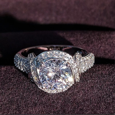 Lujoso Conjunto de Anillos de Cobre Halo Redondo Con Zirconita Banda Torsatada Joyas de Boda para Mujer Anillos Plateados