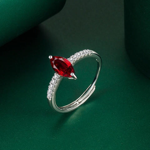 Elegant Marquise Cut Gemstone Adjustable Copper Ring For Women Fashion Rhinestone Inlaid Open Finger Ring Jewelry Party Gift
