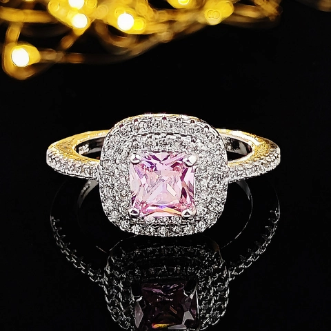 Square Cushion Cut Zircon Ring For Women Double Halo Sparkling Rhinestone Copper Ring Silver Plated Elegant Jewelry Gift