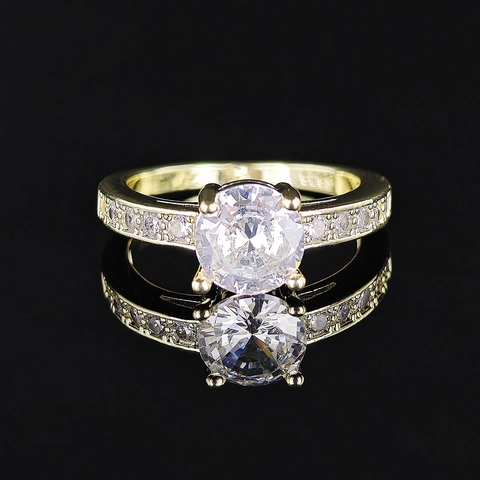 Exquisite Copper Round Brilliant Cut Zirconia Ring Light Luxury Fashion Inlaid Pave Rhinestone Band Finger Ring Women Jewelry