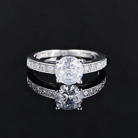 Exquisite Copper Round Brilliant Cut Zirconia Ring Light Luxury Fashion Inlaid Pave Rhinestone Band Finger Ring Women Jewelry