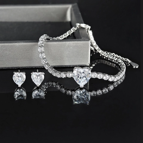 Süßes Kupfer Strass Herz Schmuckset Herz Tennisarmband Passende Herz Ohrstecker Elegantes Geschenk Für Damen