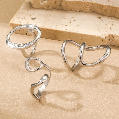 Minimalist Alloy Liquid Metal Irregular Rings For Women Geometric Hollow Melt Rings Individual Fashion Jewelry Collection
