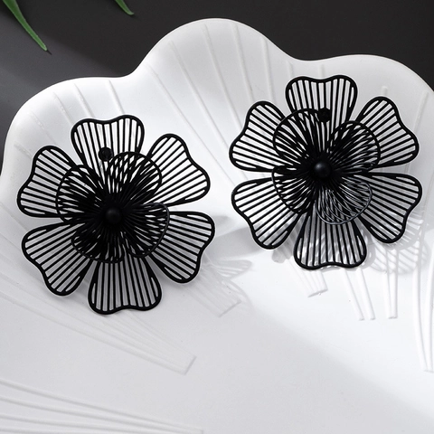 Pendientes de Botón de Flor Hueca Exagerados de Moda Joyería Floral de Aleación Vintage para Mujer Accesorio de Fiesta Diario