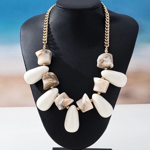 Bohemian Chunky Alloy Chain Statement Necklace For Women Irregular Teardrop Resin Bead Pendant Collar Necklace Fashion Jewelry