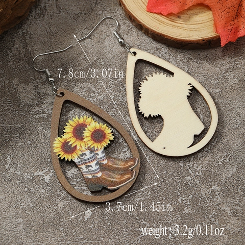 Western Wood Hollow Teardrop Drop Earrings For Women Bohemian Vintage Sunflower Bull Skull Cactus Pattern Ethnic Jewelry