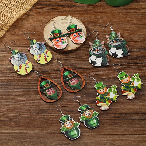 St. Patrick's Day Wood Printed Drop Earrings Clover Leprechaun Cat Sheep Pattern Lightweight Wooden Festive Jewelry For Women Gift