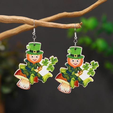 St. Patrick's Day Wood Printed Drop Earrings Clover Leprechaun Cat Sheep Pattern Lightweight Wooden Festive Jewelry For Women Gift