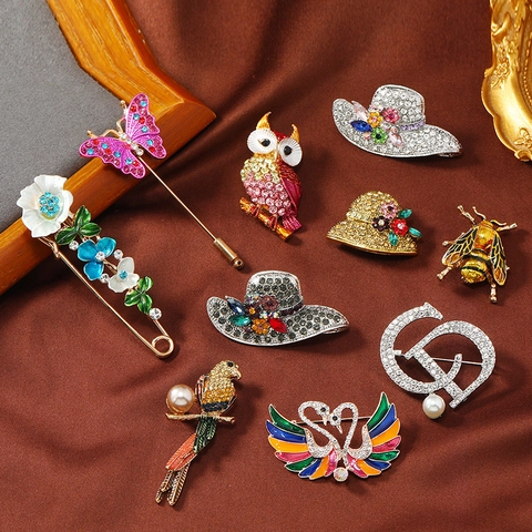 Vintage Legierung Strass Brosche Pin Für Damen Elegant Tier Schmetterling Schwan Blume Biene Eule Hut Form Dekorative Accessoires