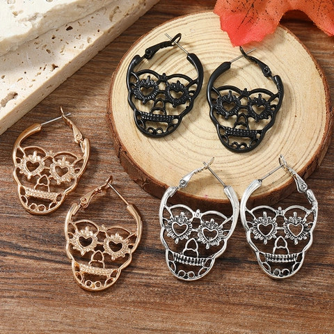 Gothic Alloy Skeleton Skull Hoop Earrings With Heart Shaped Eyes Hollow Out Punk Fashion Jewelry For Halloween Women Gift