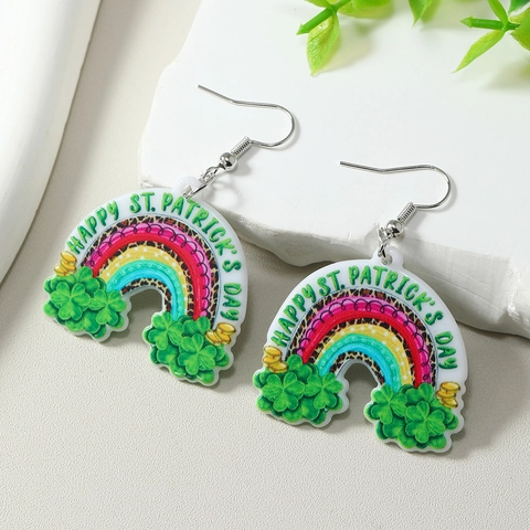 Boucles d'Oreilles Saint-Patrick Trèfle Arc-en-Ciel Lucky Cœur Vache des Highlands Acrylique Boucles d'Oreilles Pendantes Bijoux Fête Cadeau
