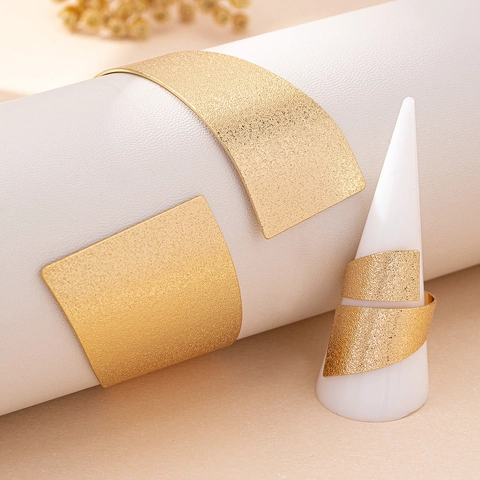 Bracciale E Anello In Lega Opaca Oro Irregolare Da Donna Accessori Per Gioielli Alla Moda Geometrici Minimalisti Regolabili