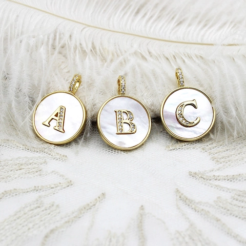 18K Gold Plattierter Kupfer Alphabet Anhänger DIY Schmuckherstellung Strass Künstliche Perle Buchstabe Anhänger Halskette Zubehör