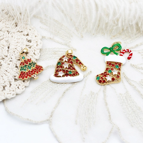 Colgantes de Navidad de Cobre Chapados en Oro de 18K Zirconia Árbol Muñeco de Nieve Papá Noel Charms Para Joyería DIY Collar