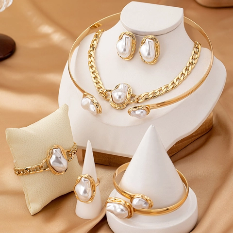 Vintage Baroque Faux Artificial Pearl Jewelry Set Gold Plated Alloy Thick Chain Necklace Choker Bangle Earring Ring For Women Party