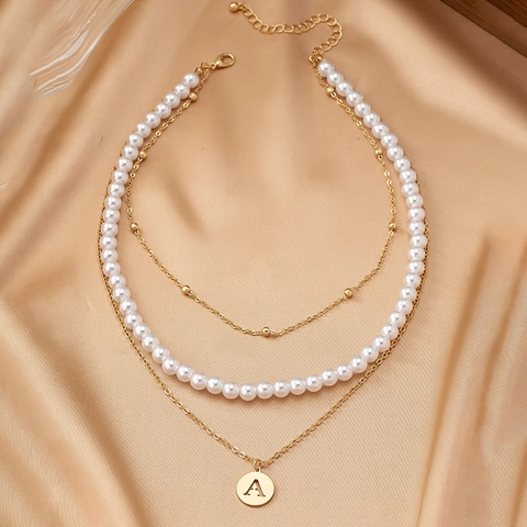 Vintage Elegant Multi-layer Alloy Necklace Gold Plated Imitation Artificial Pearl Round Initial Letter Pendant Jewelry For Women