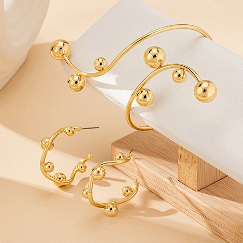 Collezione Di Gioielli In Lega Dorata Vintage Per Donne Linea Di Metallo Irregolare Con Orecchini A Sfera E Bracciale