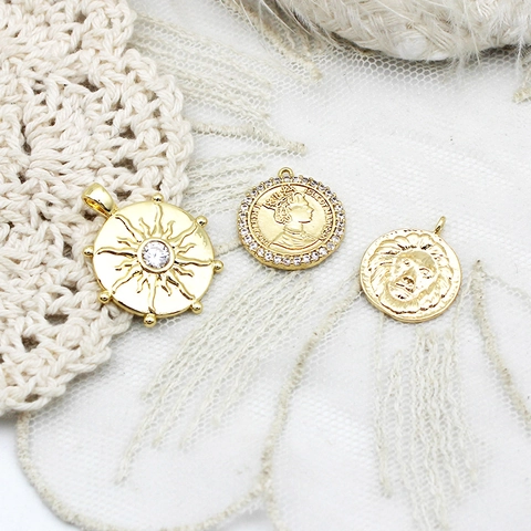 Vintage Gold Plated Copper Round Coin Pendant Angel Rose Sun Queen Portrait Lion Charms For DIY Jewelry Making Necklace