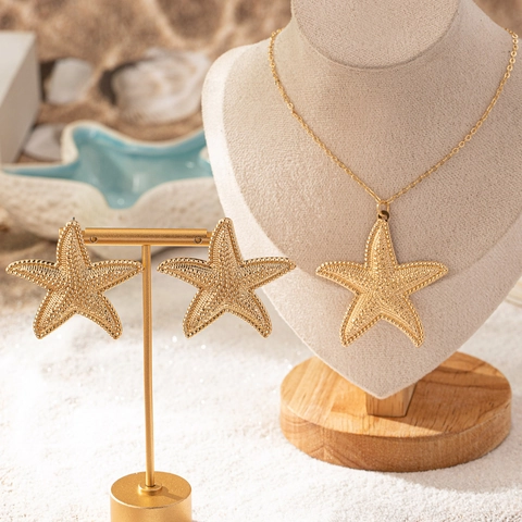 Bohemian Textured Gold Starfish Pendant Necklace And Stud Earrings For Women Beach Vacation Jewelry Accessories