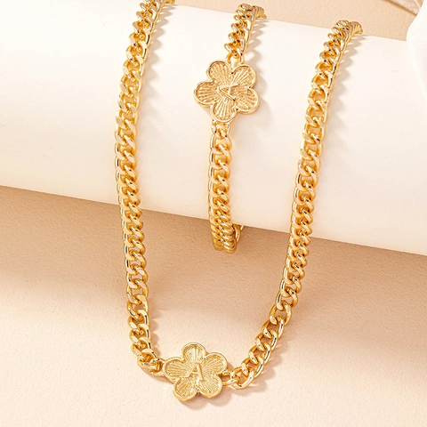 Women Fashion Alloy Gold Plated Jewelry Cuban Chain Flower Pendant Letter Necklace and Bracelet For Daily Commuting Jewelry Gift