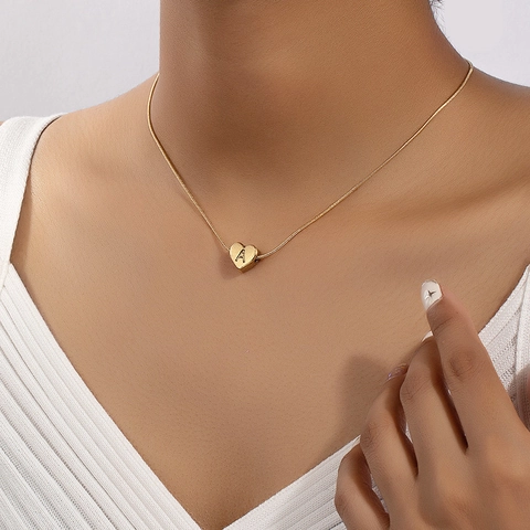 Alloy Heart Initial Pendant Necklace For Women Fashion Gold Color Letter Clavicle Chain Minimalist Vintage Jewelry