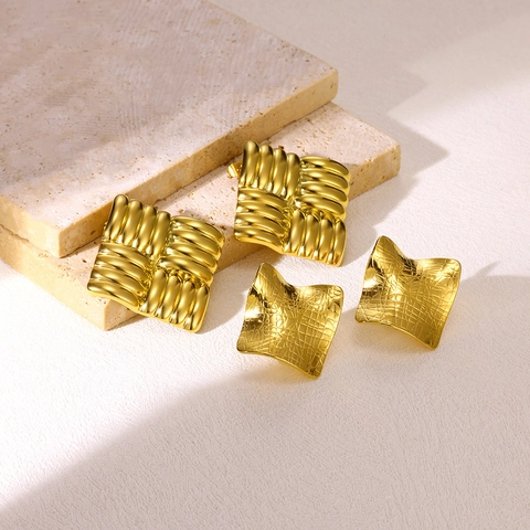 Mode Edelstahl Gold Überzogen Geometrisch Quadrat Kreuz Herz Stern Religiöses Porträt Ohrstecker Für Damen Herren Schmuck