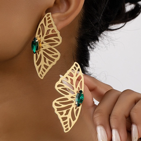 Vintage Gold Plated Alloy Hollow Butterfly Wing Drop Earrings For Women Elegant Rhinestone Marquise Cut Gemstone Jewelry