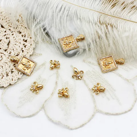 18K Gold Plated Copper Fleur-De-Lis Pendant For Jewelry Making DIY Square Micro Pave Rhinestone French Vintage Charm Accessories