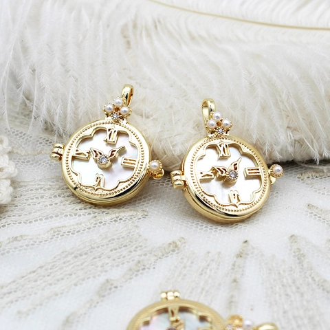18K Gold Plated Copper Natural Shell Clock Locket Pendant With Roman Numerals Faux Artificial Pearl Angel Wing DIY Jewelry Necklace