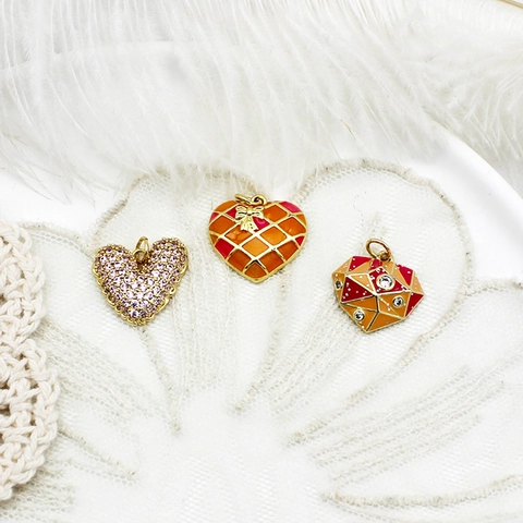 Pendentifs Cœur en Laiton Plaqué Or Véritable 18K DIY Apprêts de Bijoux Pour Collier Bracelet Émail Zircone Pendentif Uniquement