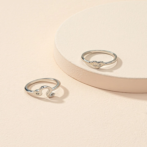 Minimalist Silver Alloy Heart Leo Zodiac Sign Ring For Women Trendy Irregular Engraved Letter Finger Jewelry Gift