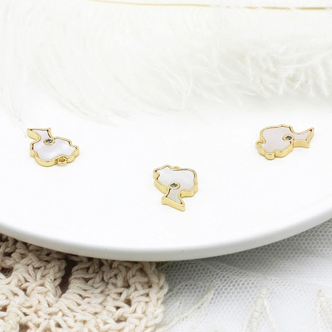 Copper 18K Gold Plated Artificial Pearl Woman Silhouette Pendant Jewelry Finding Rhinestone Charm For DIY Necklace Bracelet