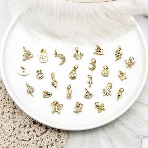 DIY Schmuckzubehör Kupfer 18K Vergoldet Mikro Zirkonia Schmetterling Böser Blick Herz Stern Mond Charms Anhänger Zubehör