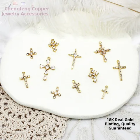 Colgante de Cruz de Cobre Chapado en Oro de 18K con Circonita Micro Incrustada Cristal para Fabricación de Joyas DIY