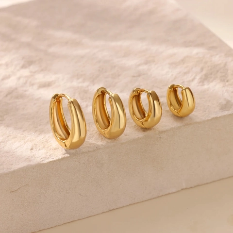 Minimalist Stainless Steel Chunky Hoop Earrings For Women Geometric Smooth Wide Face Huggie Earrings Fashion Jewelry Accessories