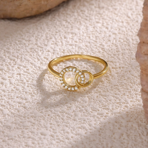 Double Interlocking Circle Ring Women Geometric Pave Zirconia Copper Ring Fashion Commuter Jewelry Gold Silver