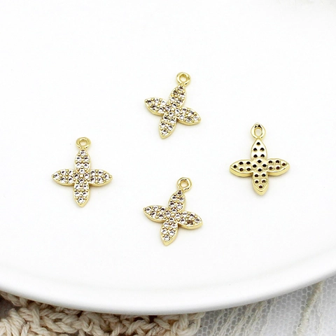 18K Gold Plated Copper Micro Pave Rhinestone Strawberry Clover Pendants For DIY Necklace Earring Jewelry Making