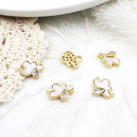 Cloud Shape Copper Pendant With White Artificial Pearl Inlay Waterdrop Rhinestone 18K Gold Plated Jewelry DIY Accessory