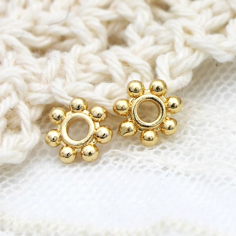 18K Gold Plated Copper Snowflake Spacer Beads For DIY Jewelry Making Vintage Flower Shaped Metal Findings Handcrafted Hairpin Materials