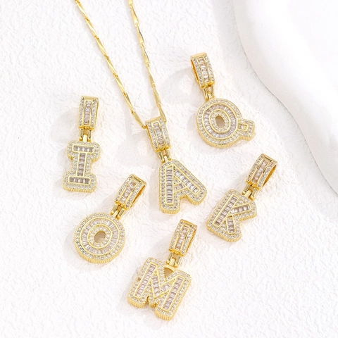 Iced Out 26 Initial Alphabet Letter Pendant Necklace Gold Silver Plated Copper Inlaid Zirconia Hip Hop Jewelry For Women Men