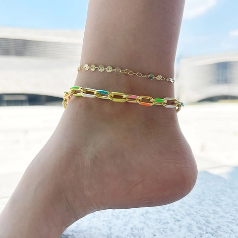 Bracelet de Cheville Bohème en Alliage Double Couche Émail Coloré Chaîne Pailletée Dorée Bijoux de Plage pour Femme