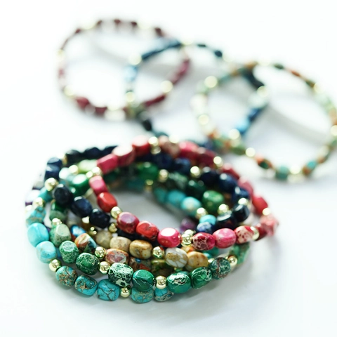 Retro Natürlicher Kaiserjaspis Naturstein Armband Handgefertigte DIY Unregelmäßige Säule Perle Legierung Geometrische Bohemian Stil Handschmuck Für Damen