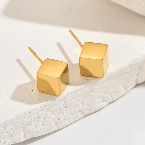 Minimalist Stainless Steel 14K Gold Plated Cube Stud Earrings Geometric High Polished Square Earrings For Women Jewelry