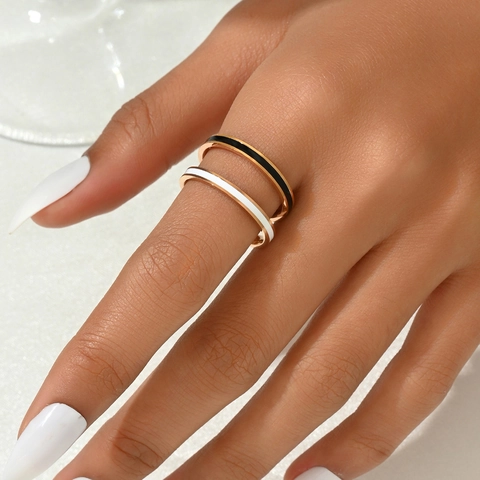 Minimalist Titanium Steel Enamel Ring For Women Rose Gold Black White Drip Oil Polish Thin Band Fashion Stackable Jewelry