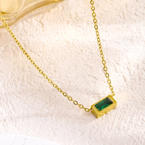 Vintage Titanium Steel Green Rhinestone Ring Necklace Elegant Square Gemstone Pendant For Women Fashion Jewelry