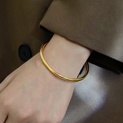 Brazalete Minimalista de Acero Inoxidable para Mujer Pulido Brillante Redondo Sólido Chapado en Oro Plata Joyería de Moda