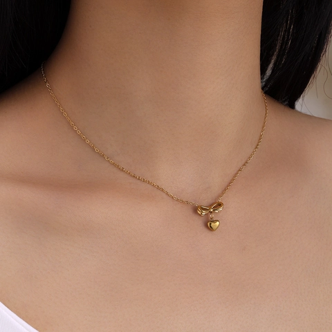 Collier Pendentif Cœur Nœud en Acier Titane Boucles d'Oreilles Clous pour Femmes Plqué Or Bijoux Mode Coréenne