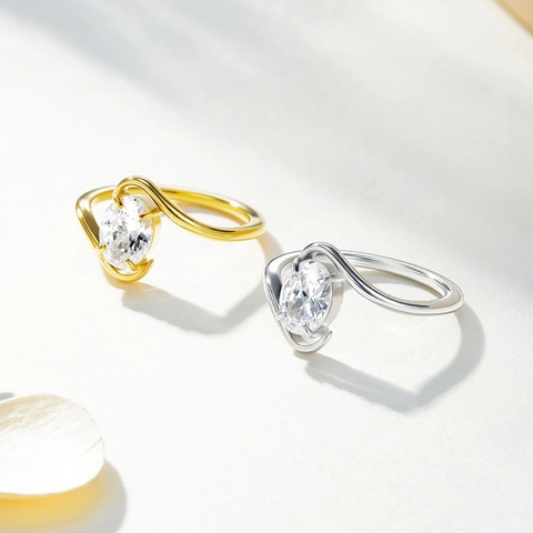 Elegante Anello Bypass in Acciaio Inossidabile per Donna Minimalista con Strass Ovali Intarsiati a Fascia Curva Gioielli alla Moda